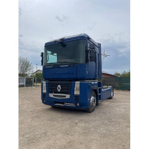 Camion Renault Magnum 460